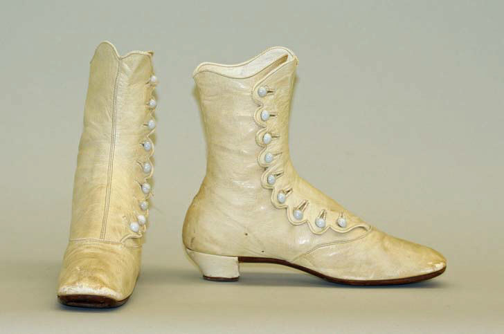 Pair of Vintage Cream Buttoned Boots