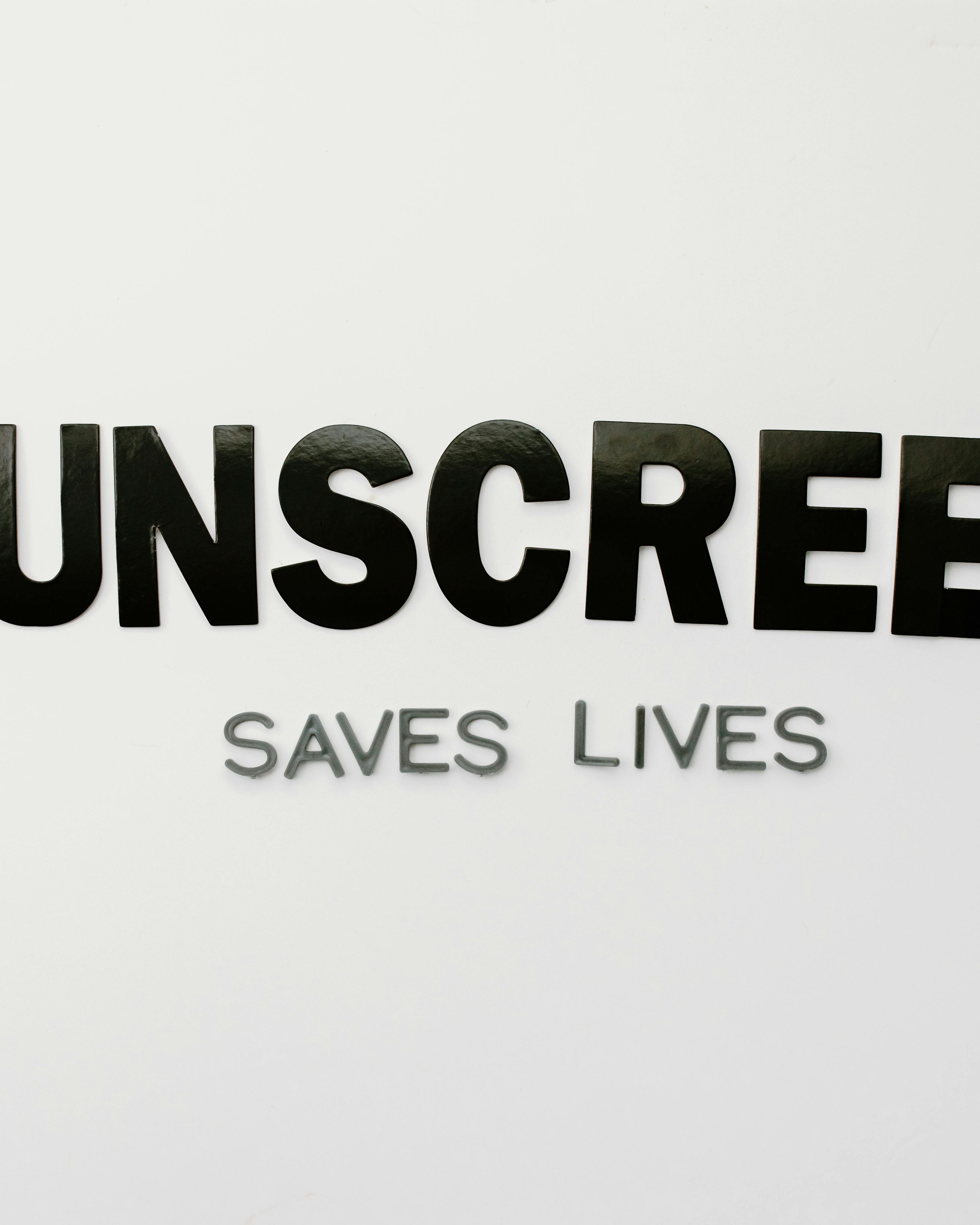 Unscreen Saves Lives Text Graphic