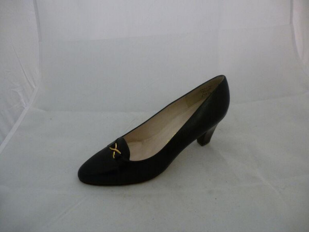 Black Leather High Heel Pump