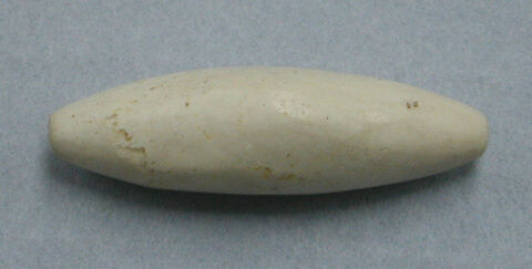 Off-white Elongated Oval Object