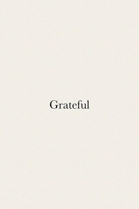 Minimal Grateful Text Graphic