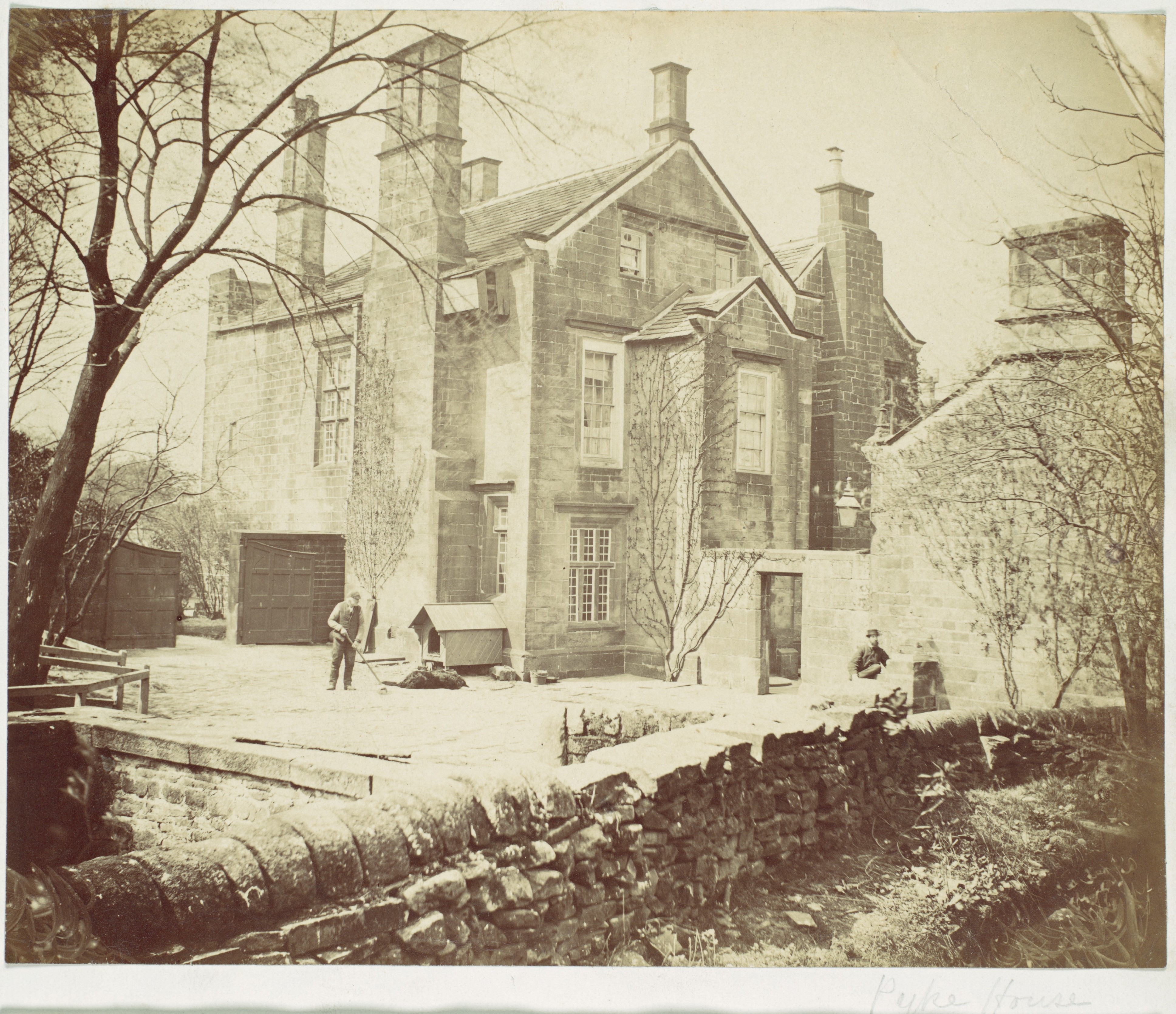Vintage Pyke House Exterior