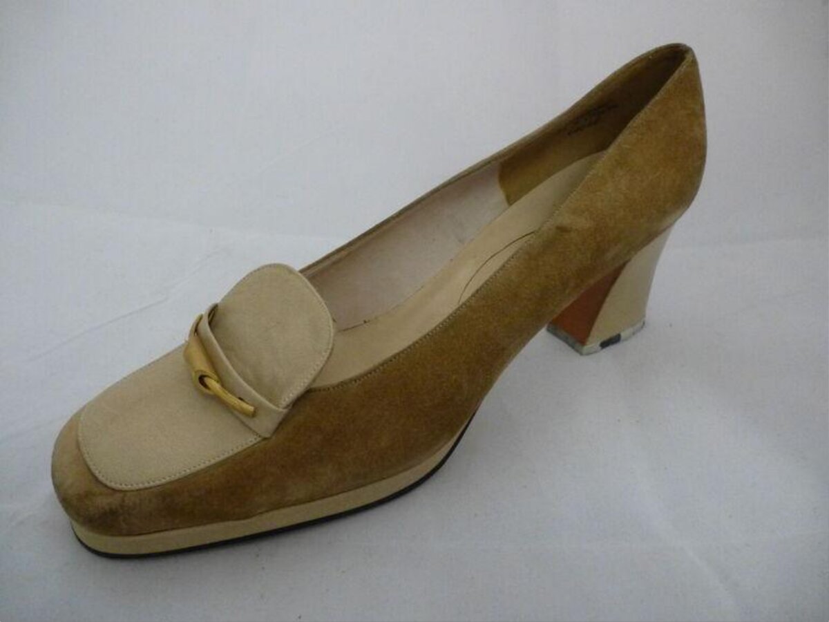 Two-tone Suede High Heel Pump