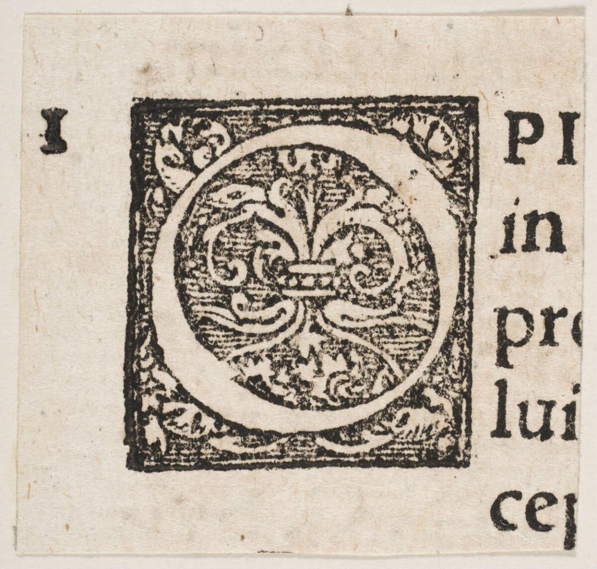 Vintage Printed Decorative Initial I