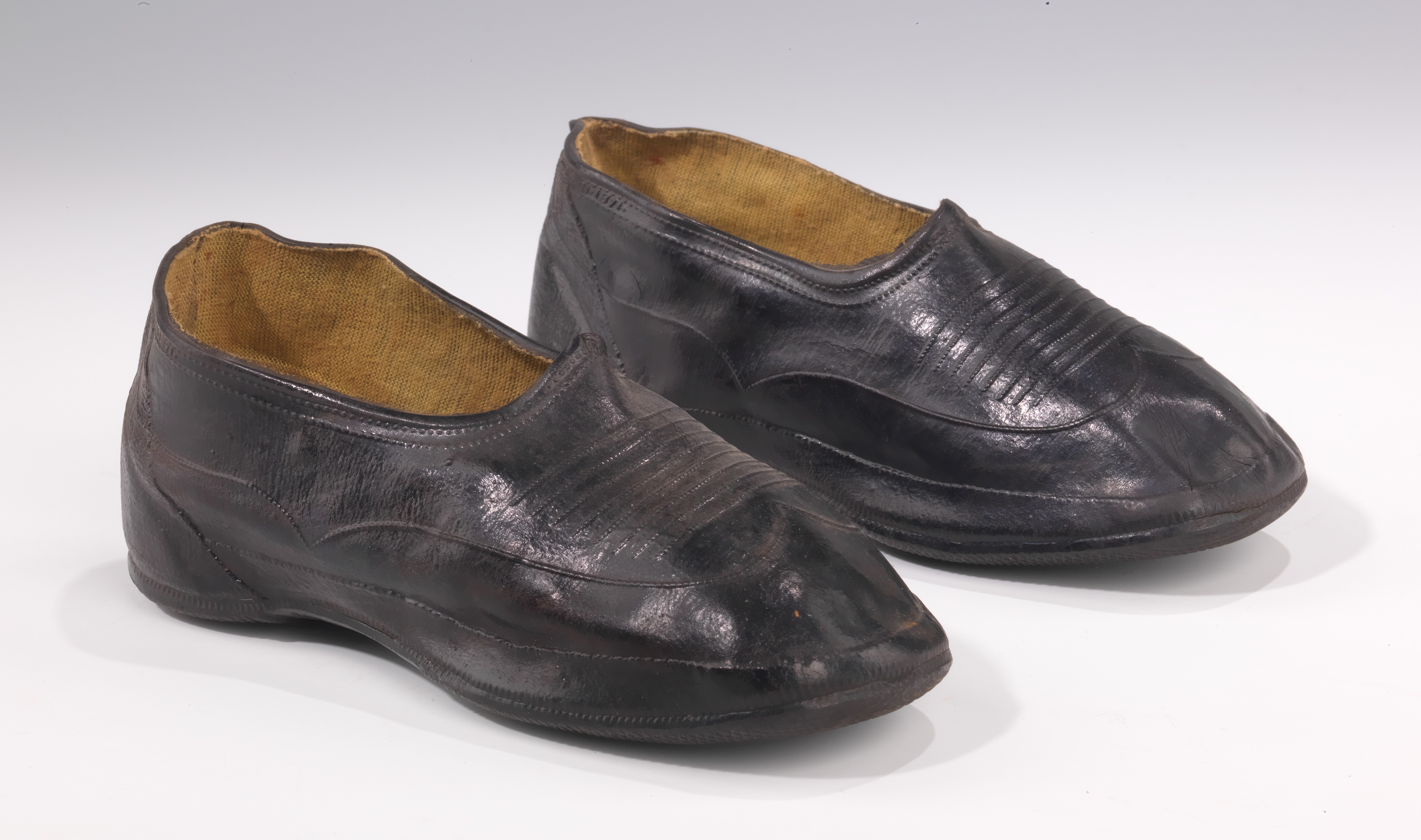 Vintage Black Leather Slip-on Shoes