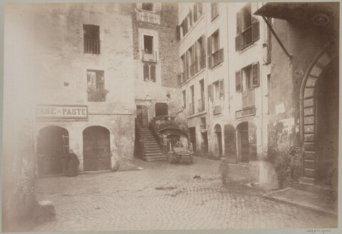 1901 Vintage Italian Street Square