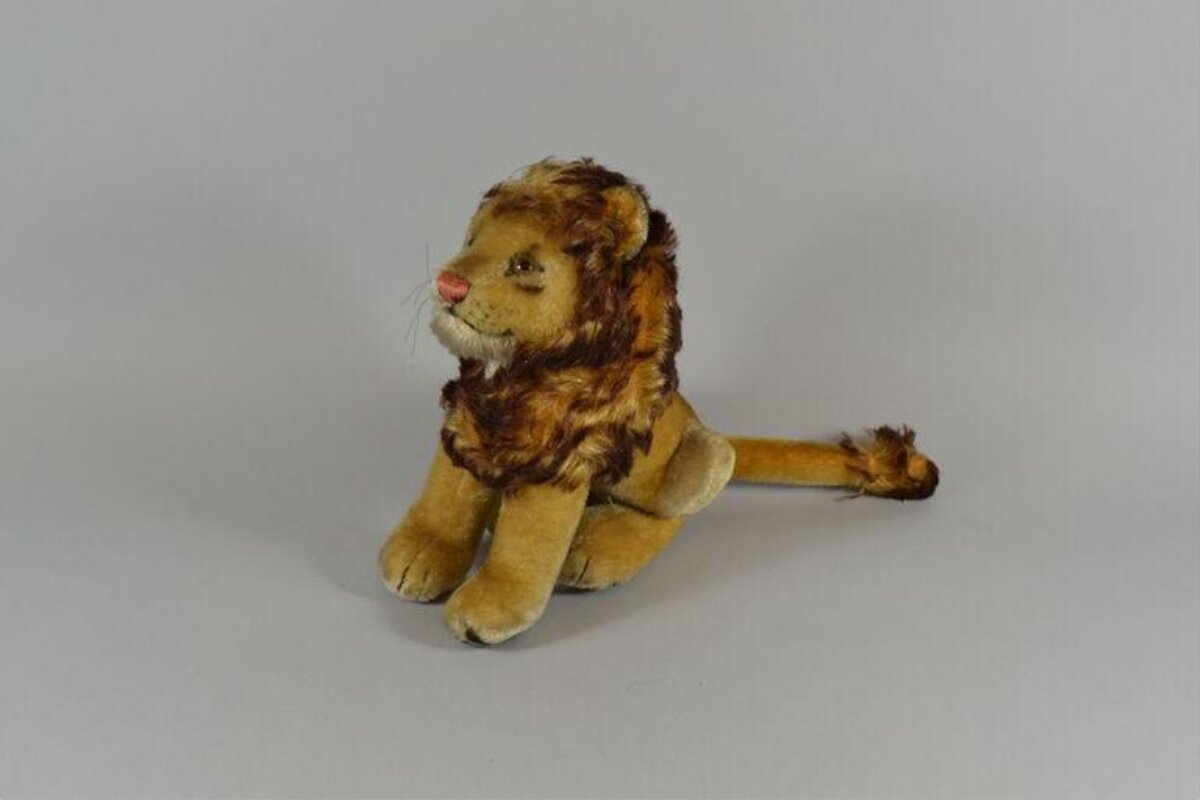 Vintage Stuffed Plush Lion