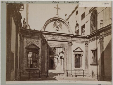 Venice San Giovanni Evangelista Courtyard