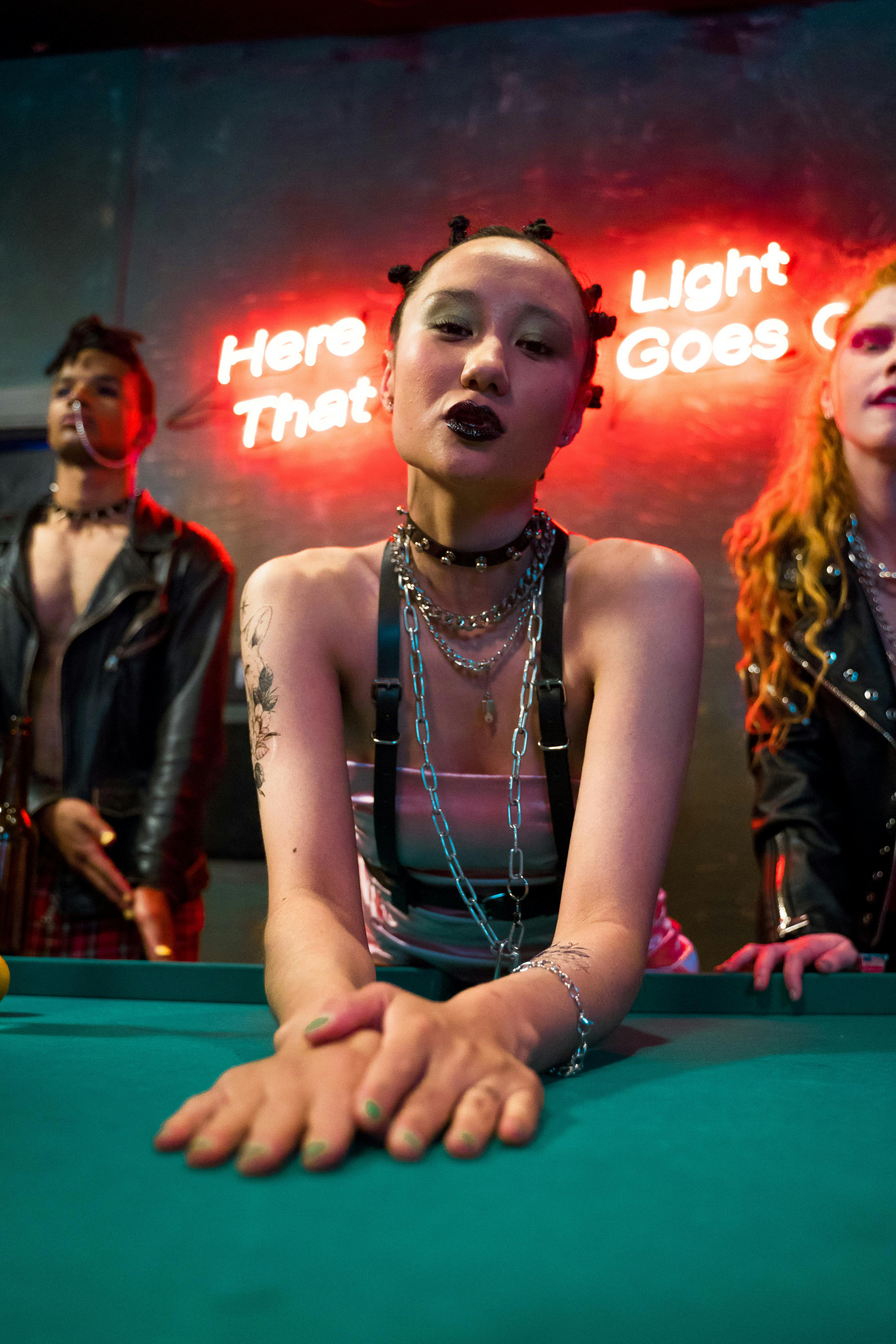 Cyberpunk / Neon