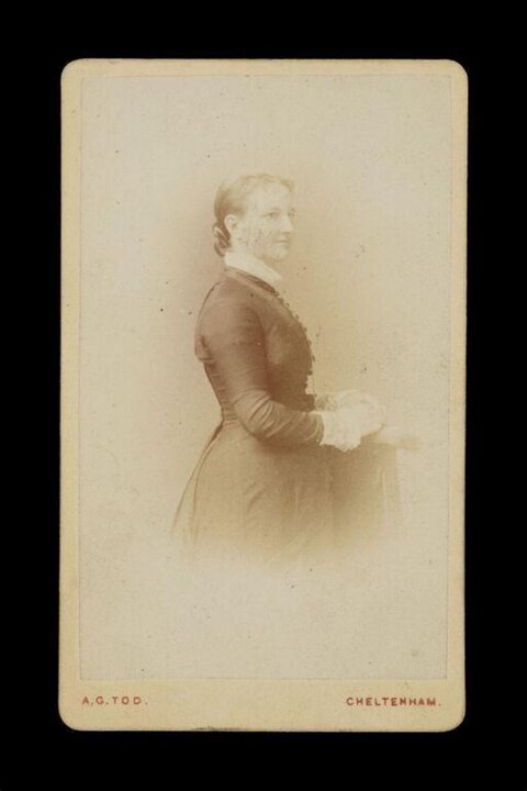 Vintage Carte de Visite Portrait of a Woman