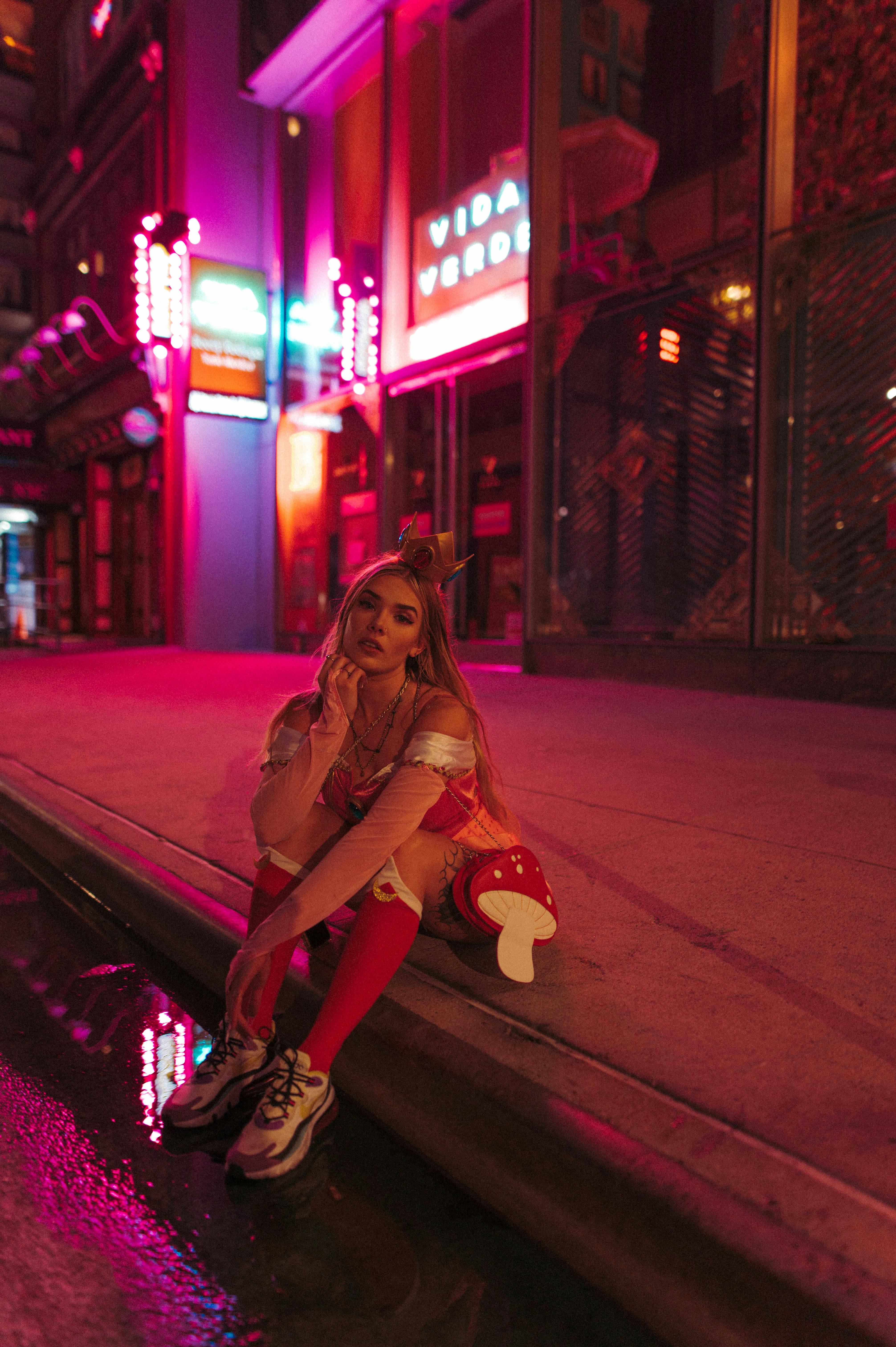 Cyberpunk / Neon