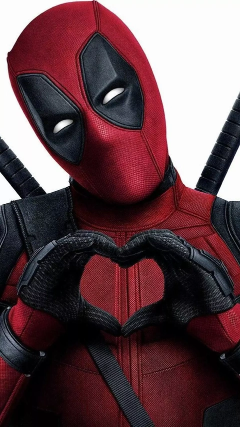 Deadpool Making Heart Shape