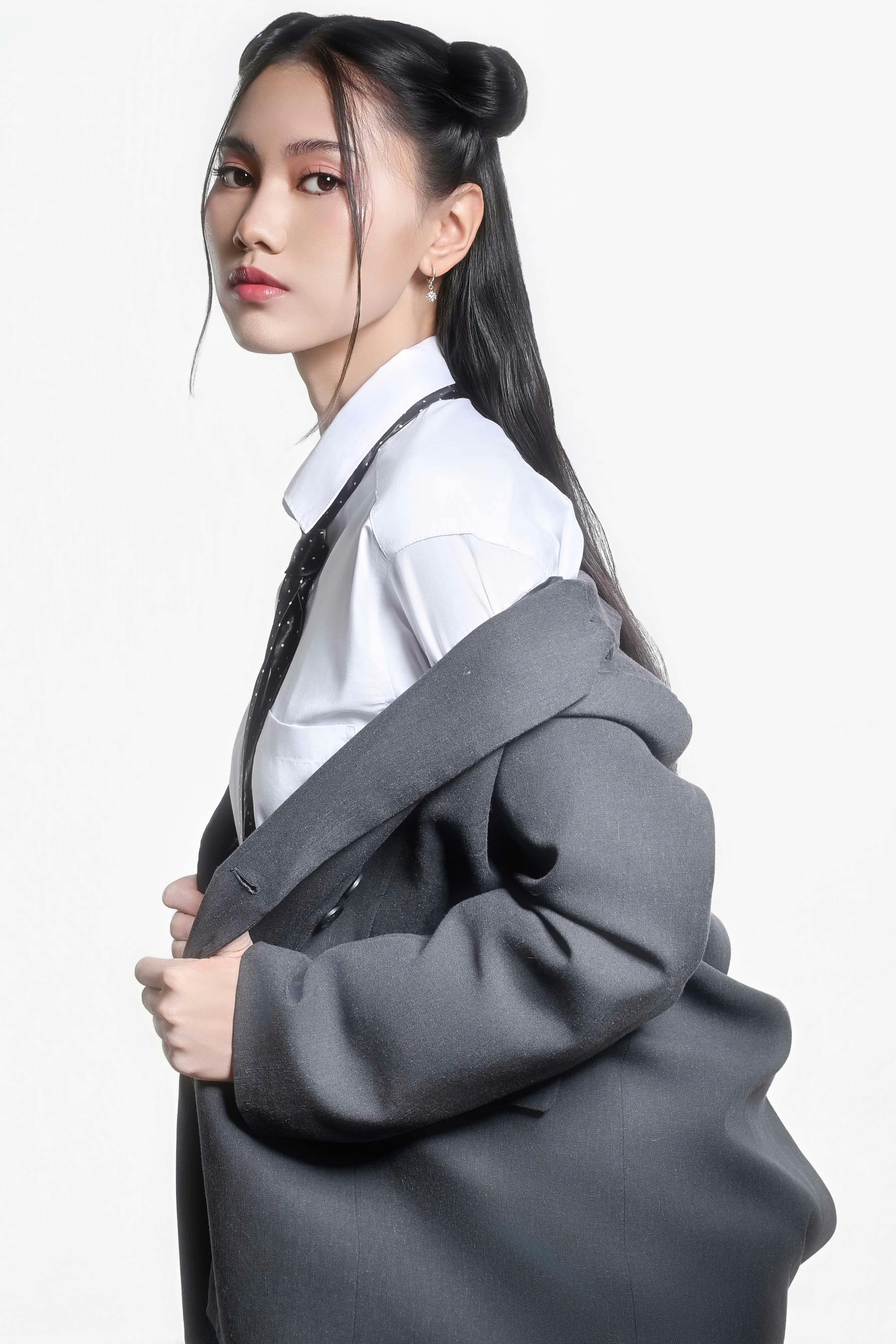 Image 1452929 — Beauty