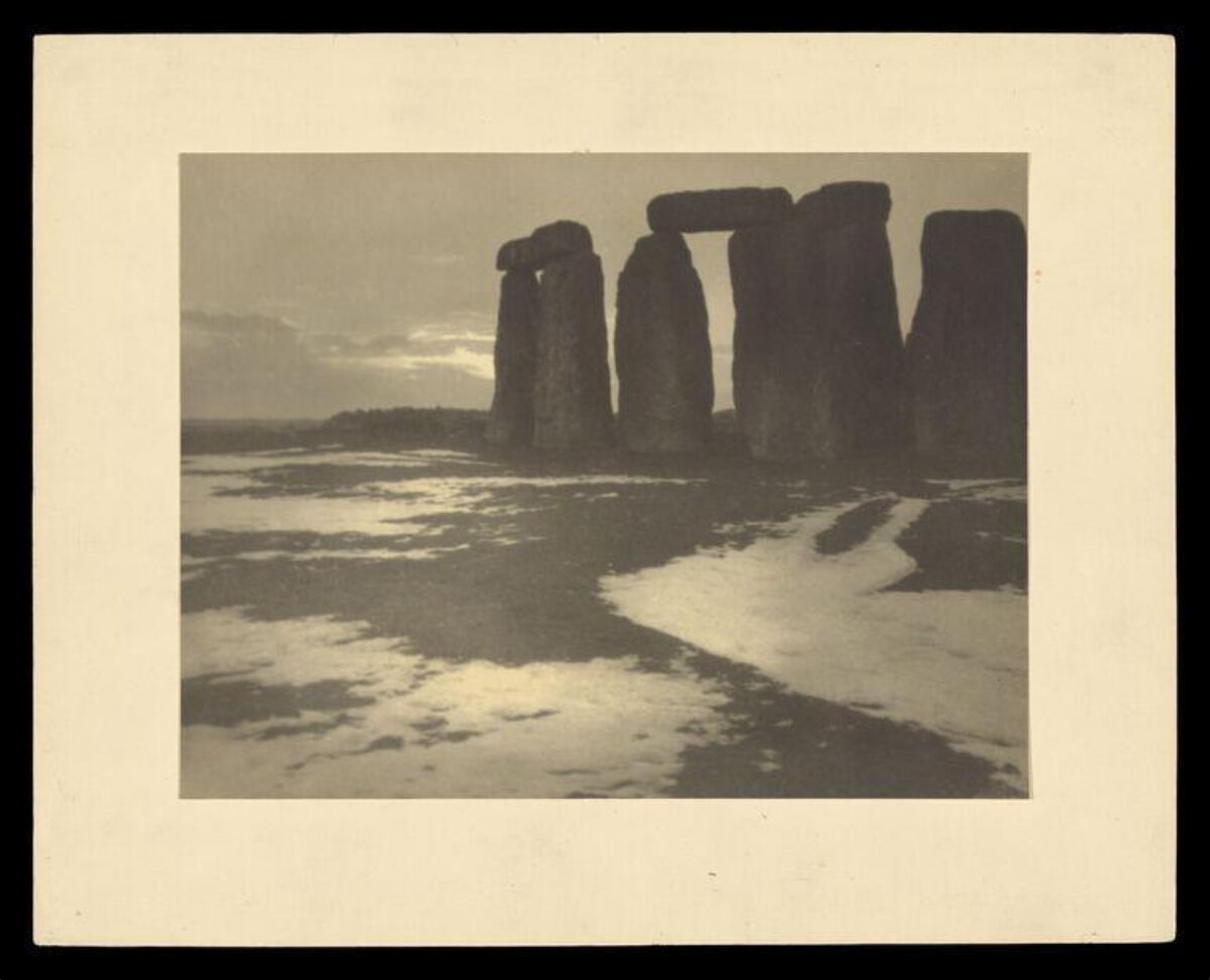 Stonehenge in Snow