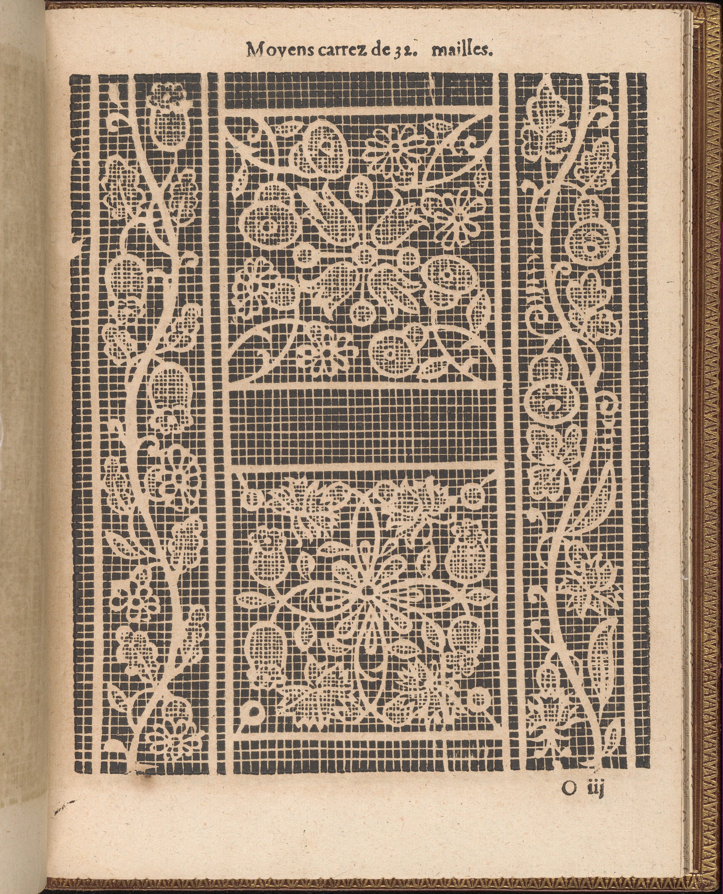 Antique 32 Mesh Lace Pattern
