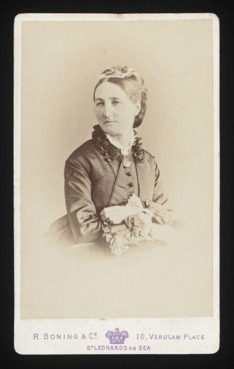 Victorian Woman Cabinet Card Portrait