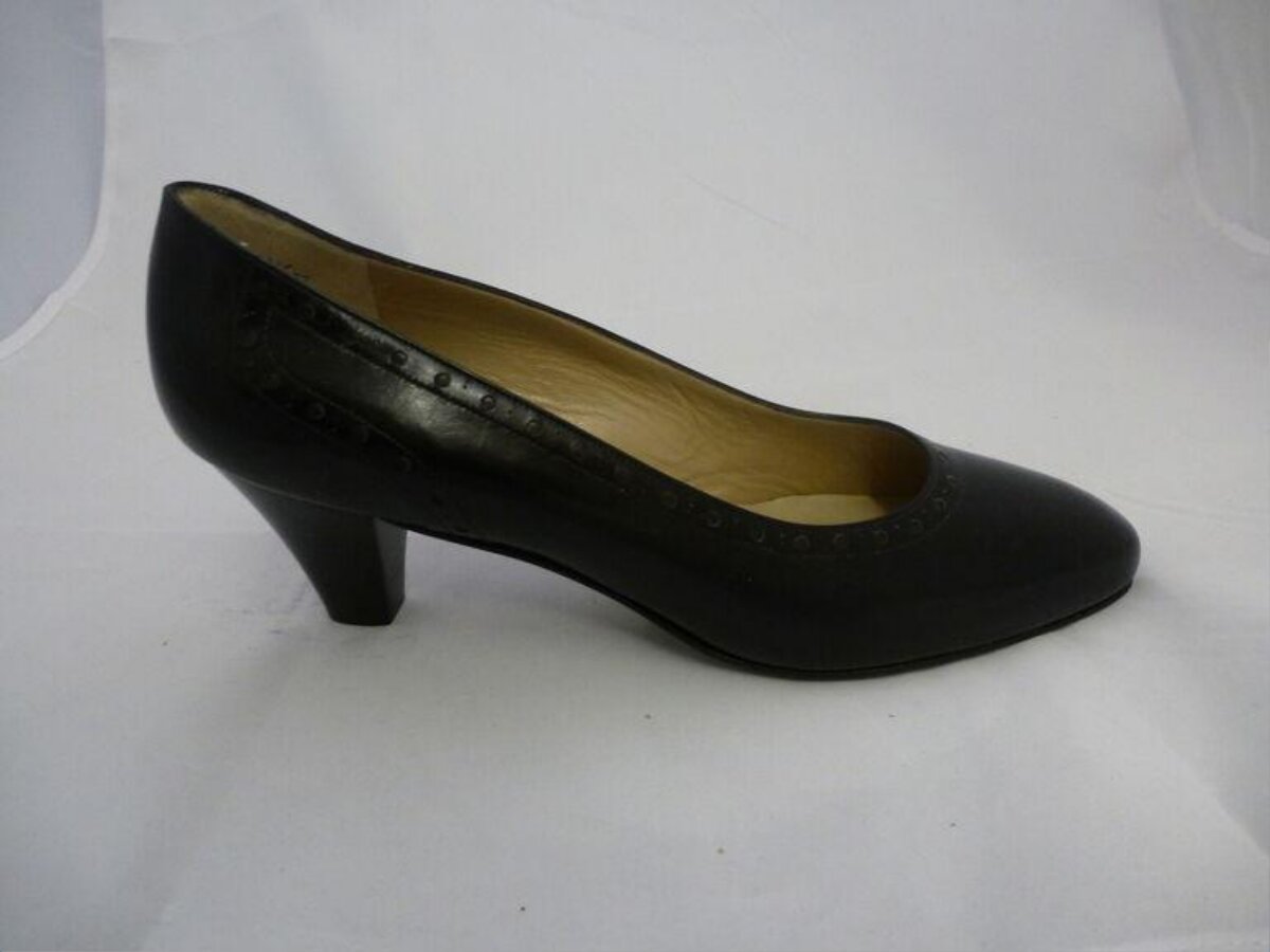 Black Leather High Heel Pump