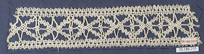 Vintage Handmade Lace Border