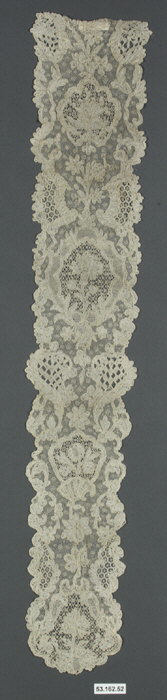Antique Floral Lace Strip