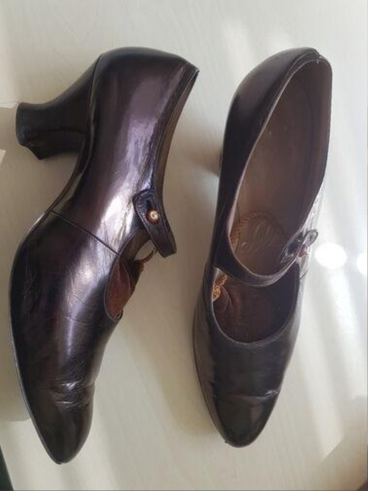 Vintage Dark Brown Mary Jane Heels