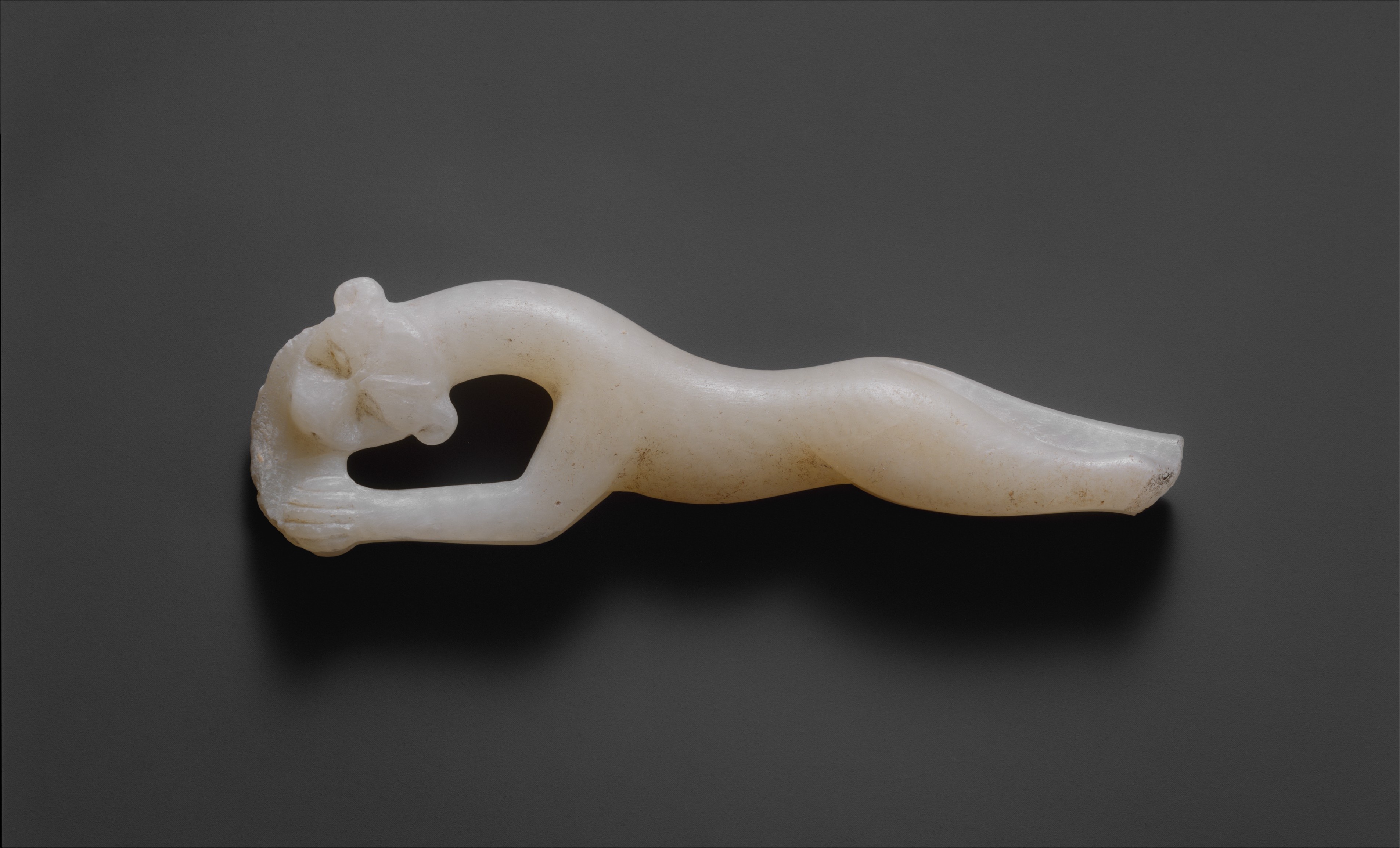 White Jade Beast-shaped Belt Hook