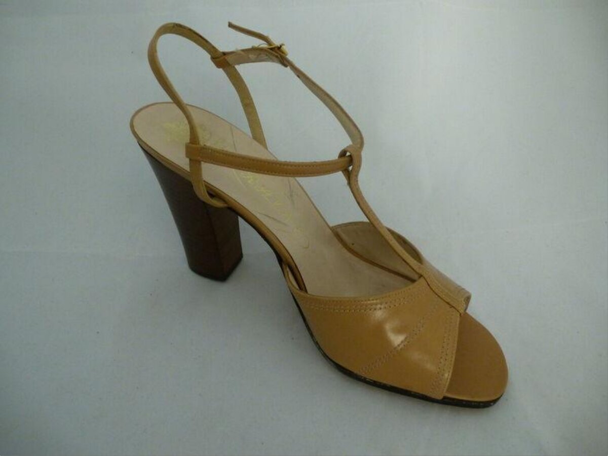 Tan T-strap Block Heel Sandal