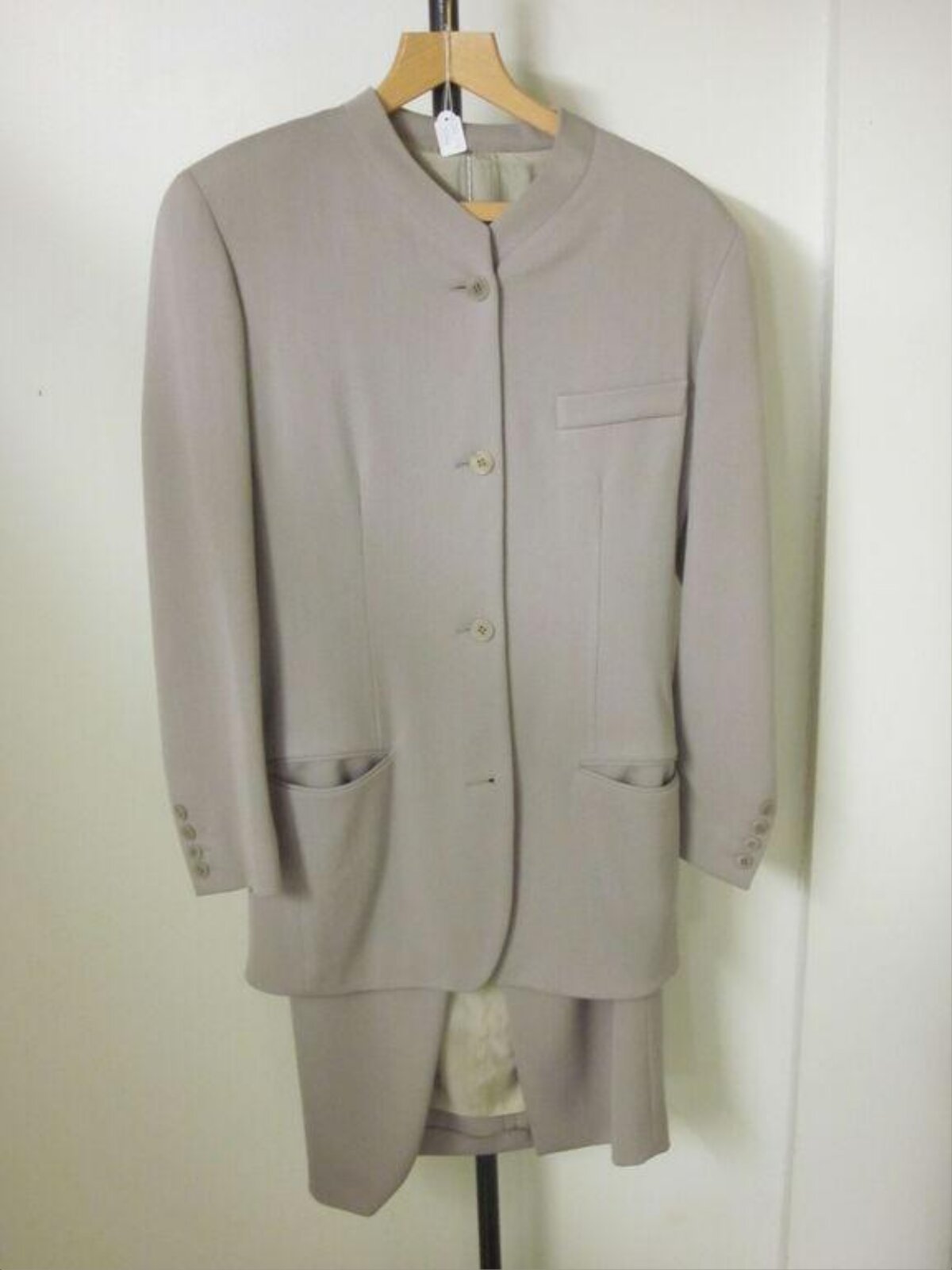 Beige Two-Piece Stand-Collar Suit