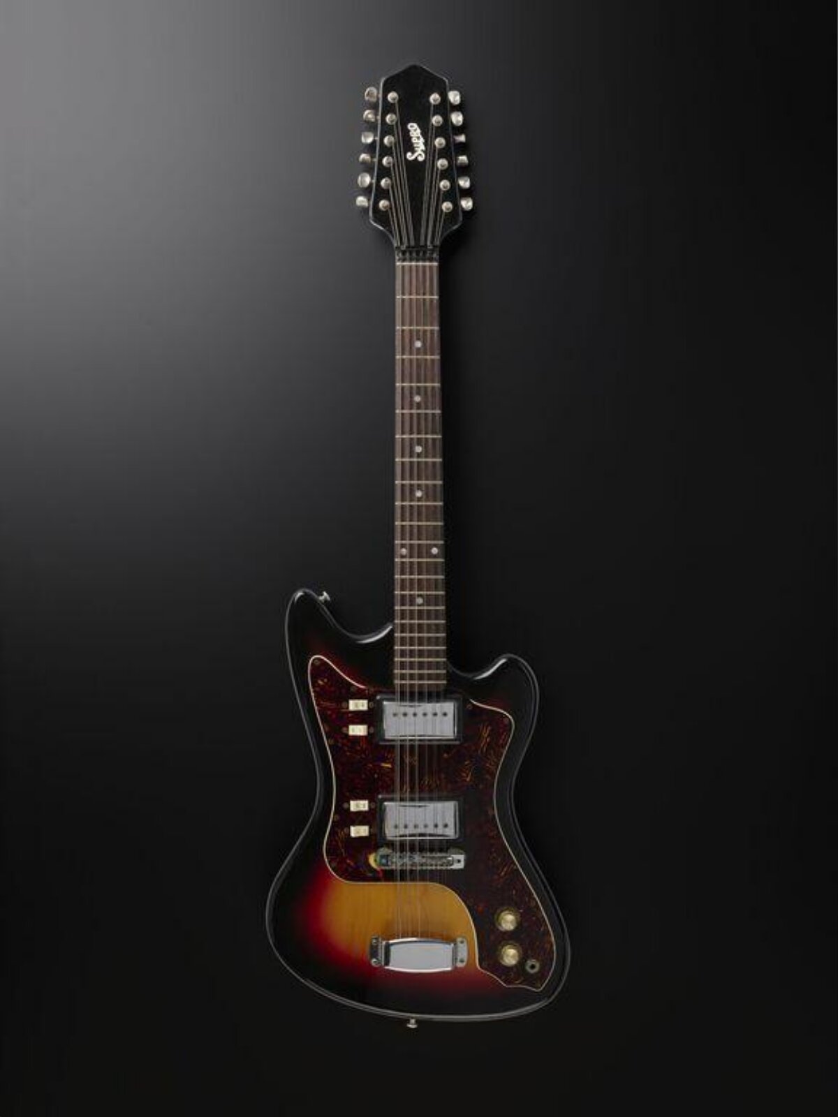 Vintage Supro 12-String Electric Guitar — 4K Wallpapers
