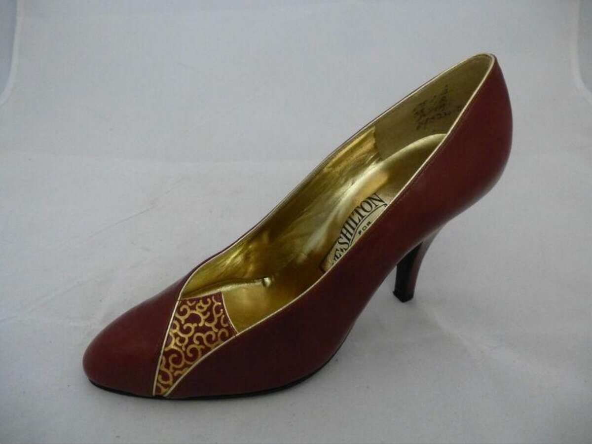 Vintage Brown High Heel Pump