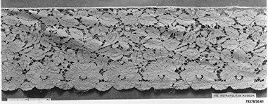 Vintage Scalloped Lace Trim