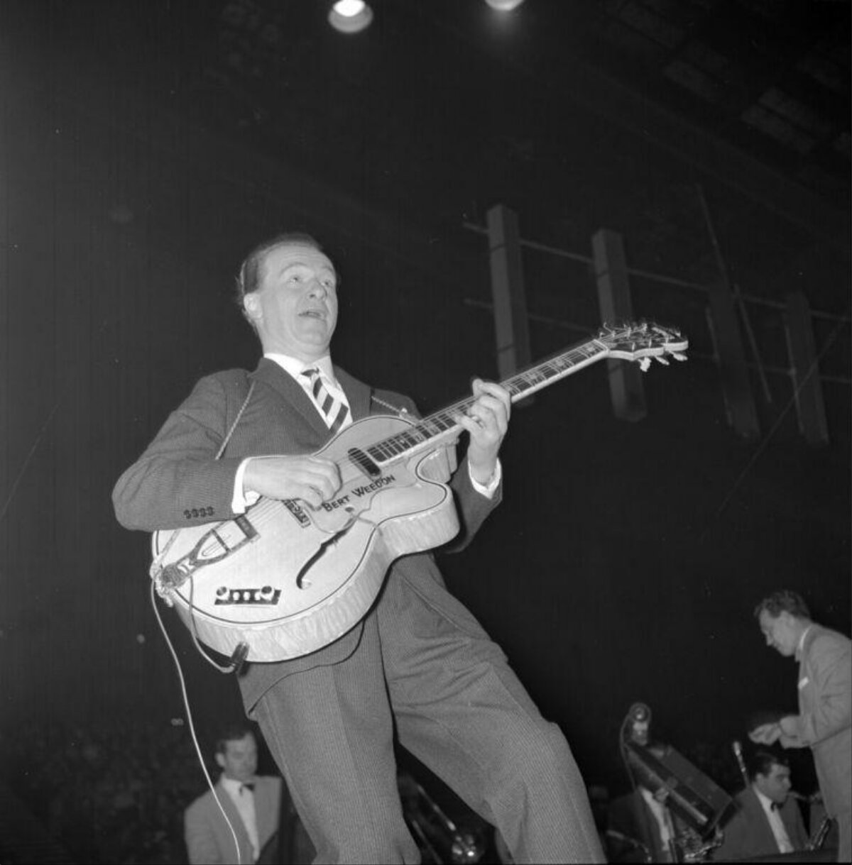 Bert Weedon Playing Guitar On Stage