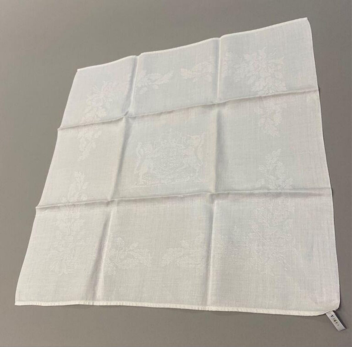 White Folded Patterned Linen Napkin