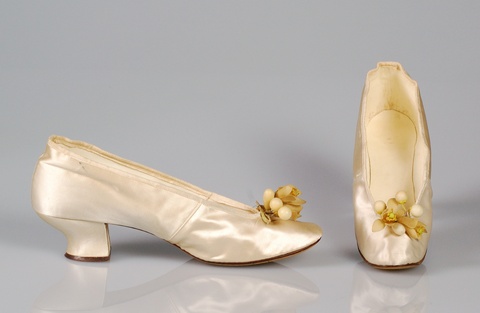 Vintage Ivory Bridal Satin Shoes