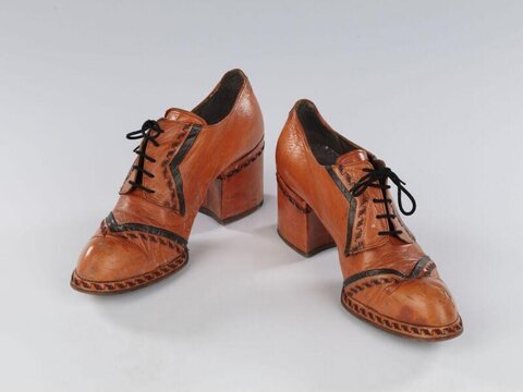 Vintage Brown Leather High Heels