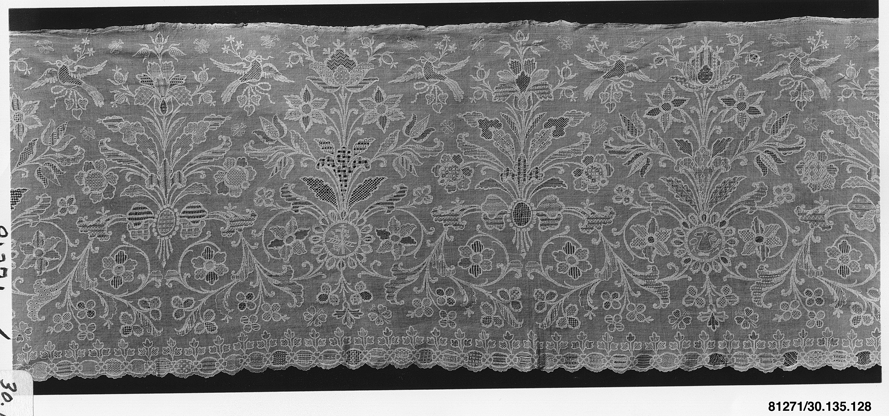 Antique Floral Bird Lace Border