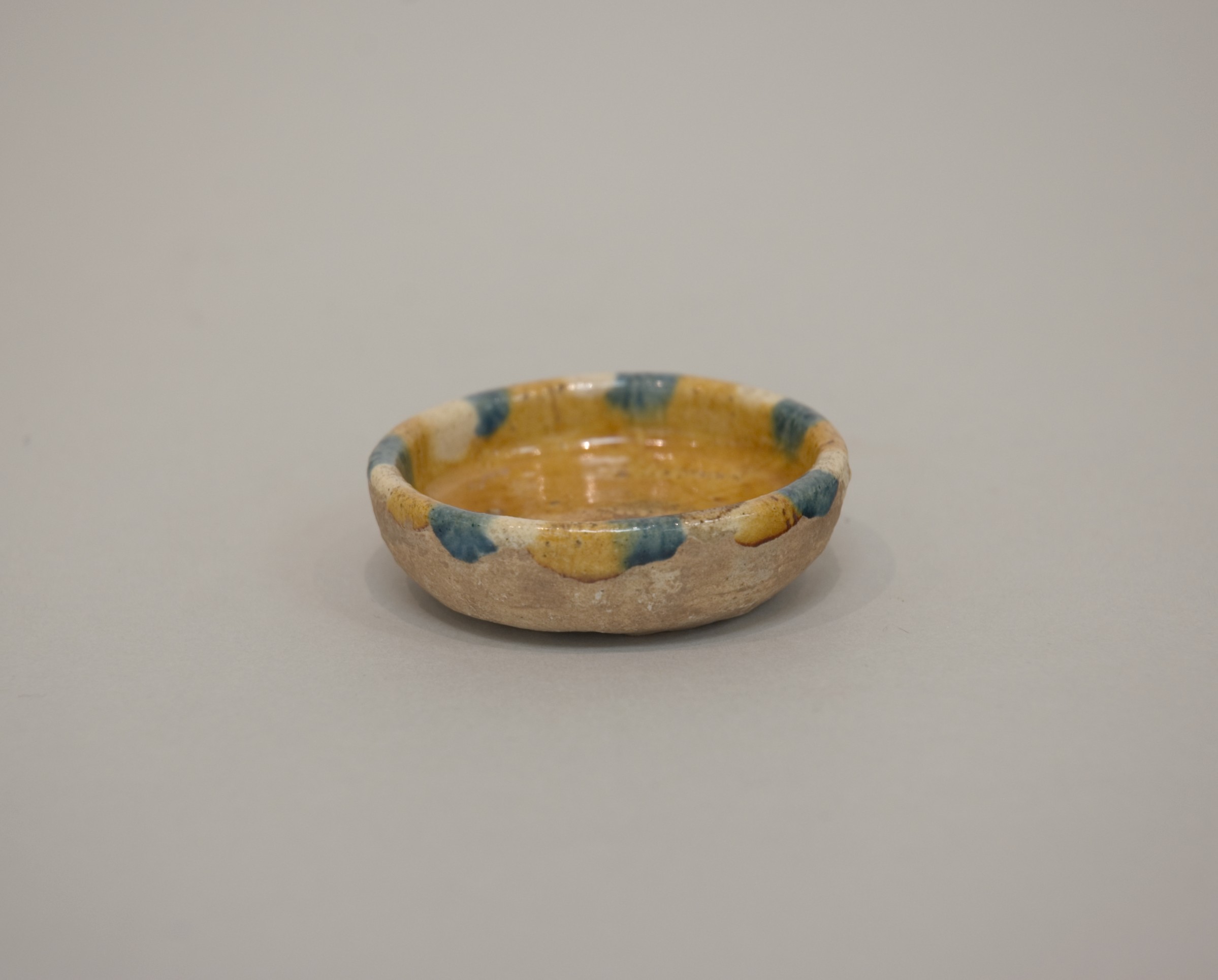 Three-color Glazed Small Ceramic Dish