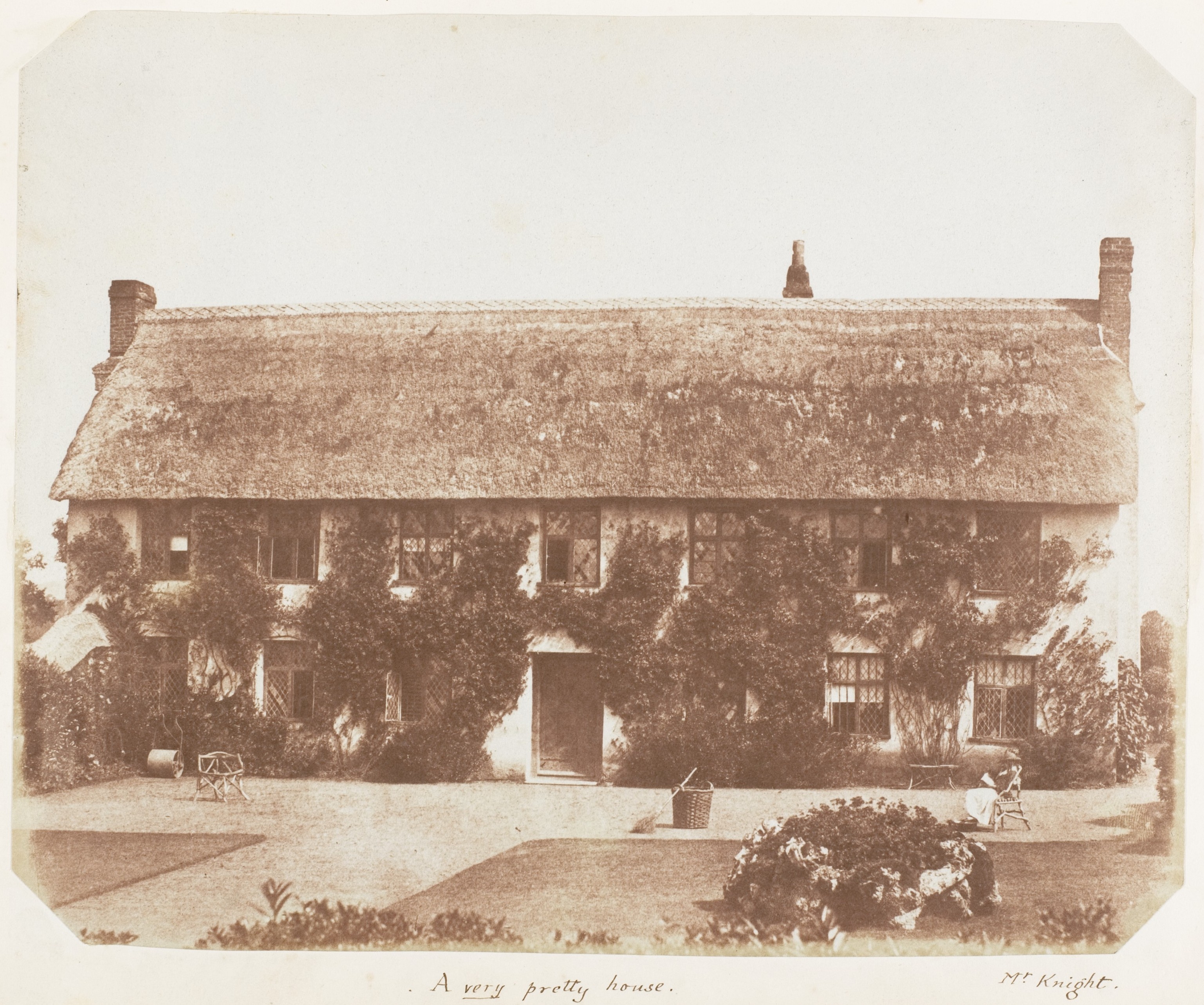 Mr Knight's Thatched Country House