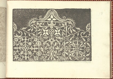 Vintage Ornate Lace Pattern Print