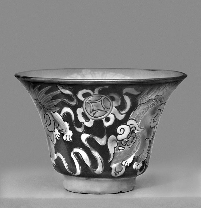 Grayscale Lion Pattern Porcelain Cup