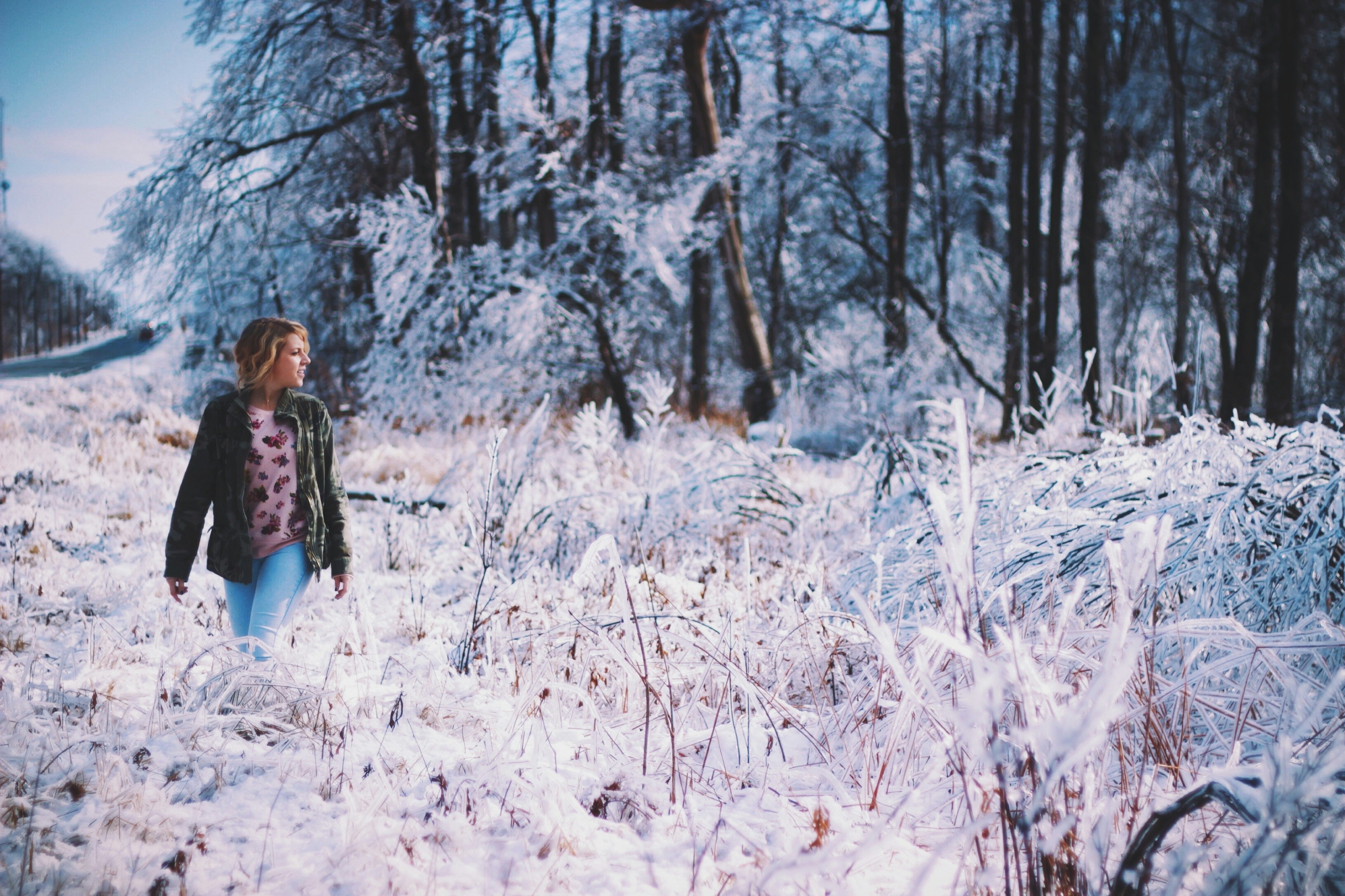 Woman Walking In Snowy Woodland — Scenery Wallpapers