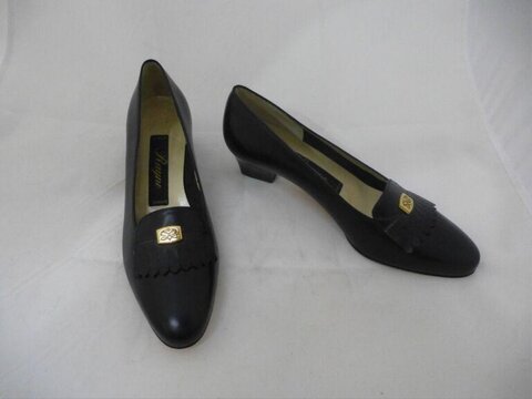 Pair of Black Leather Pumps