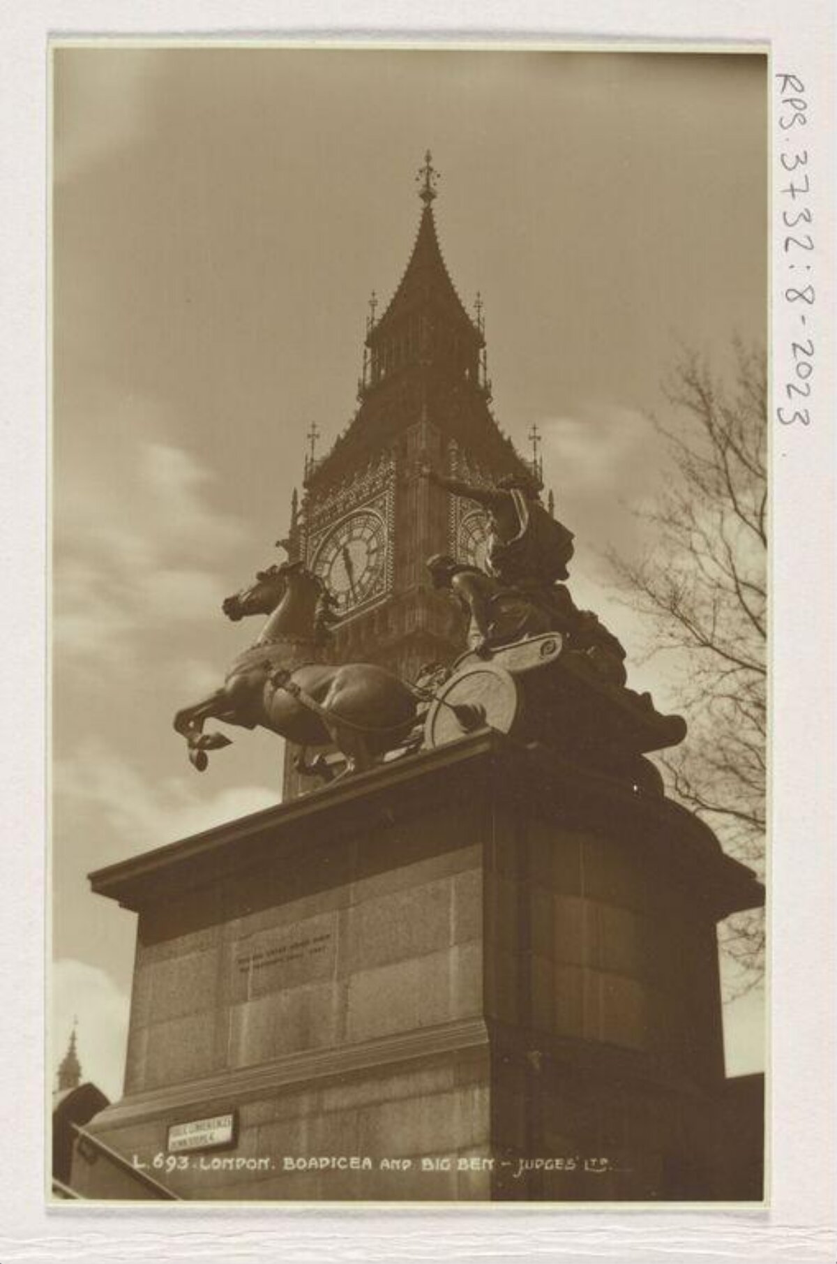 Boadicea Statue and Big Ben London — Attraction Encyclopedia