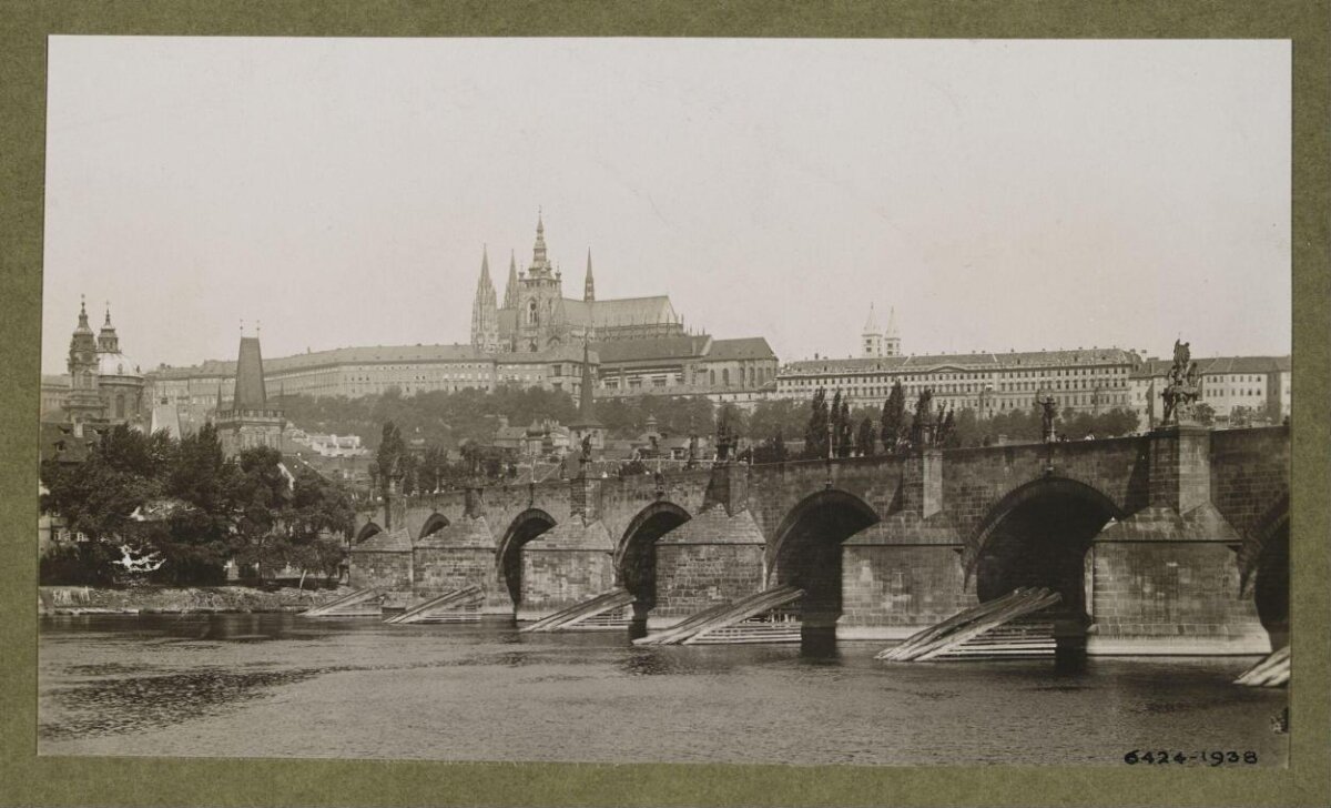 Prague Charles Bridge and Castle View
