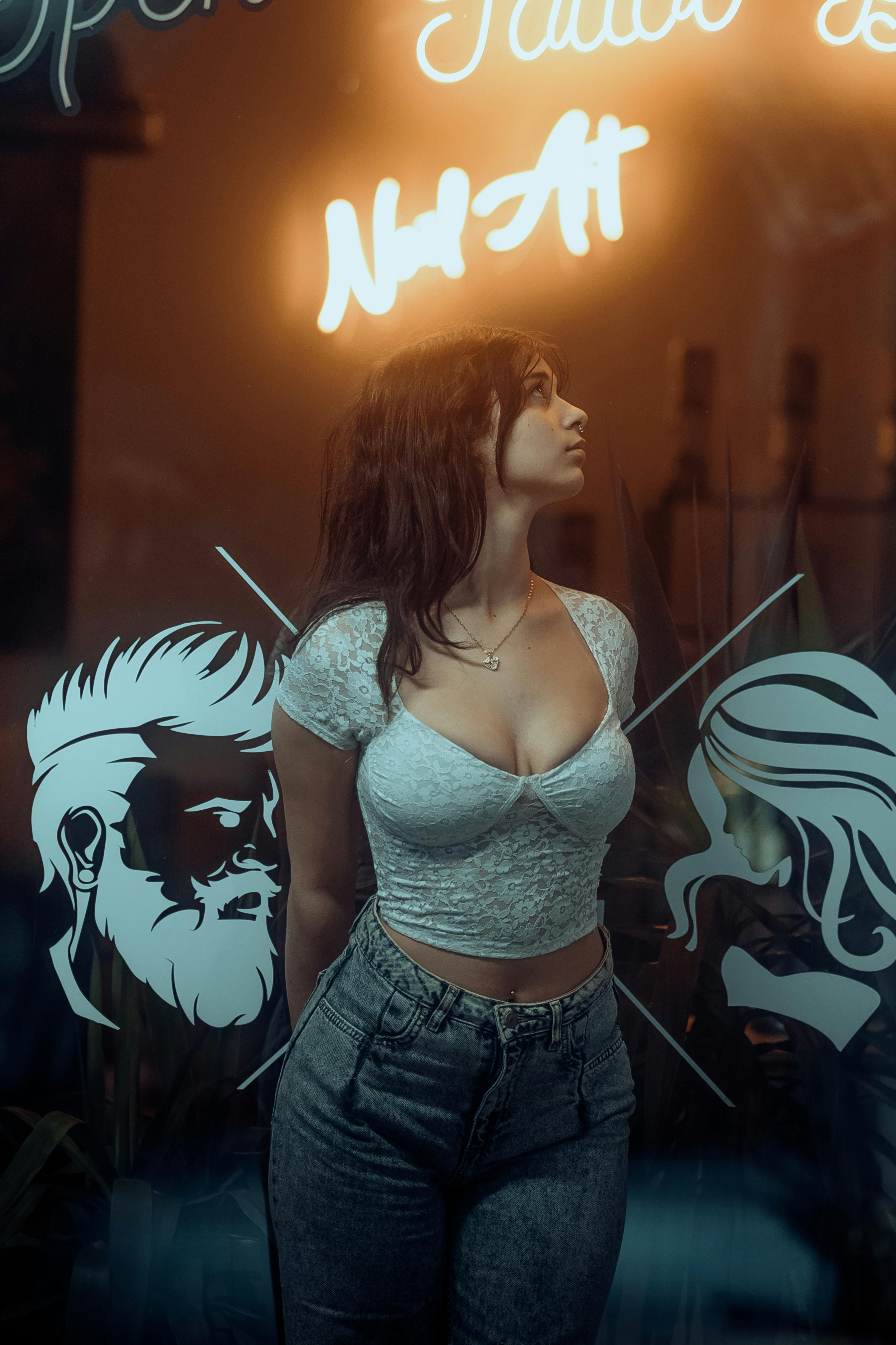 Cyberpunk / Neon