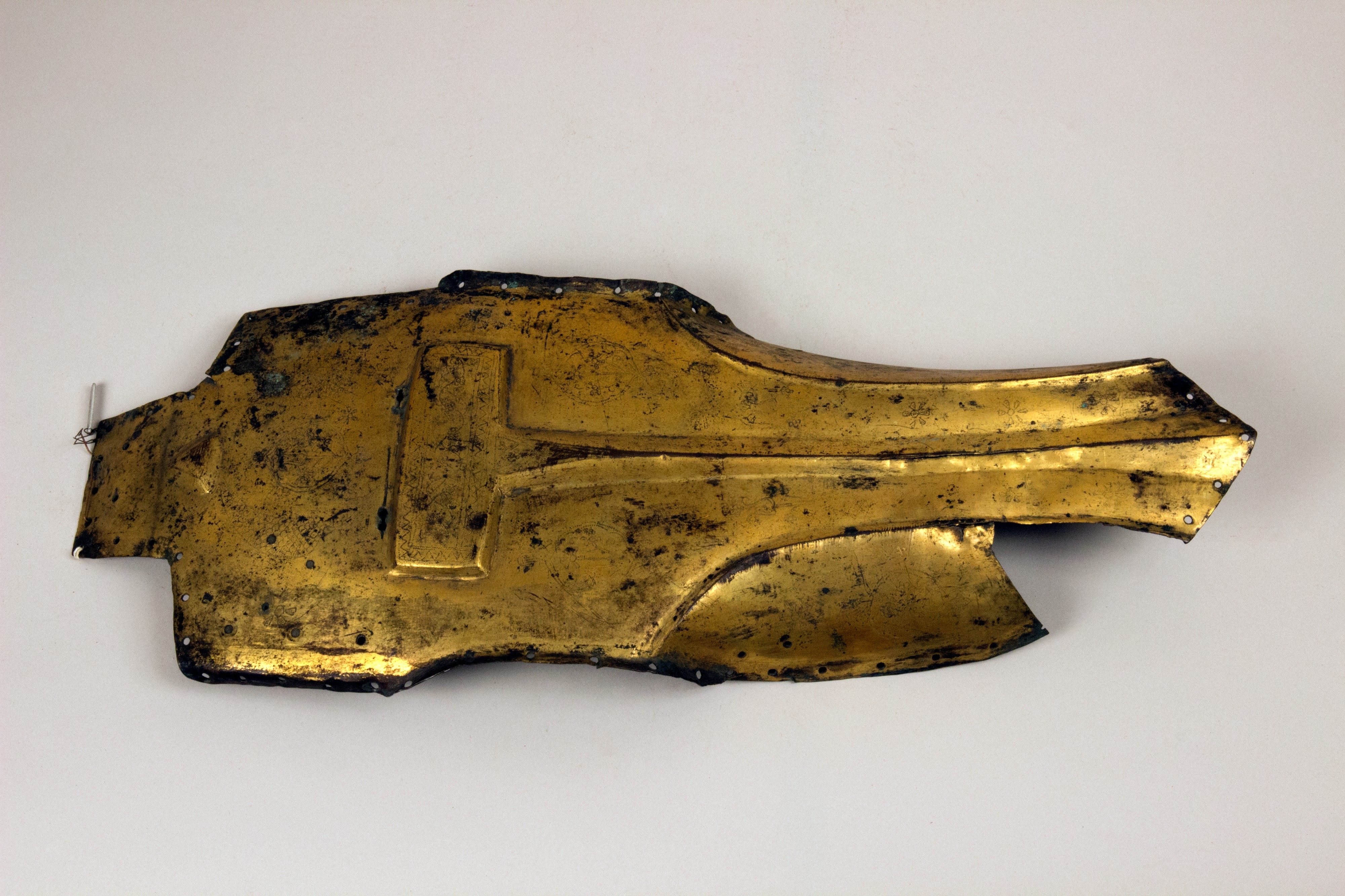 Ancient Gilded Armor Fragment