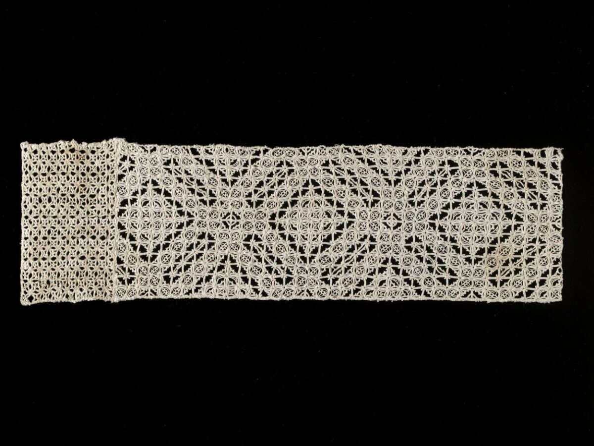 Antique Handmade Lace Strip