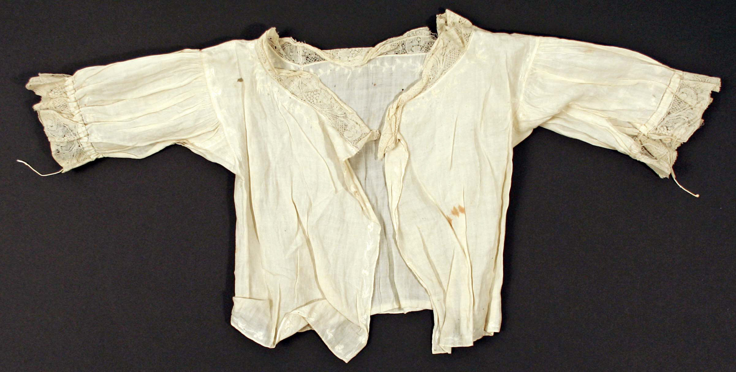 Vintage White Lace Blouse