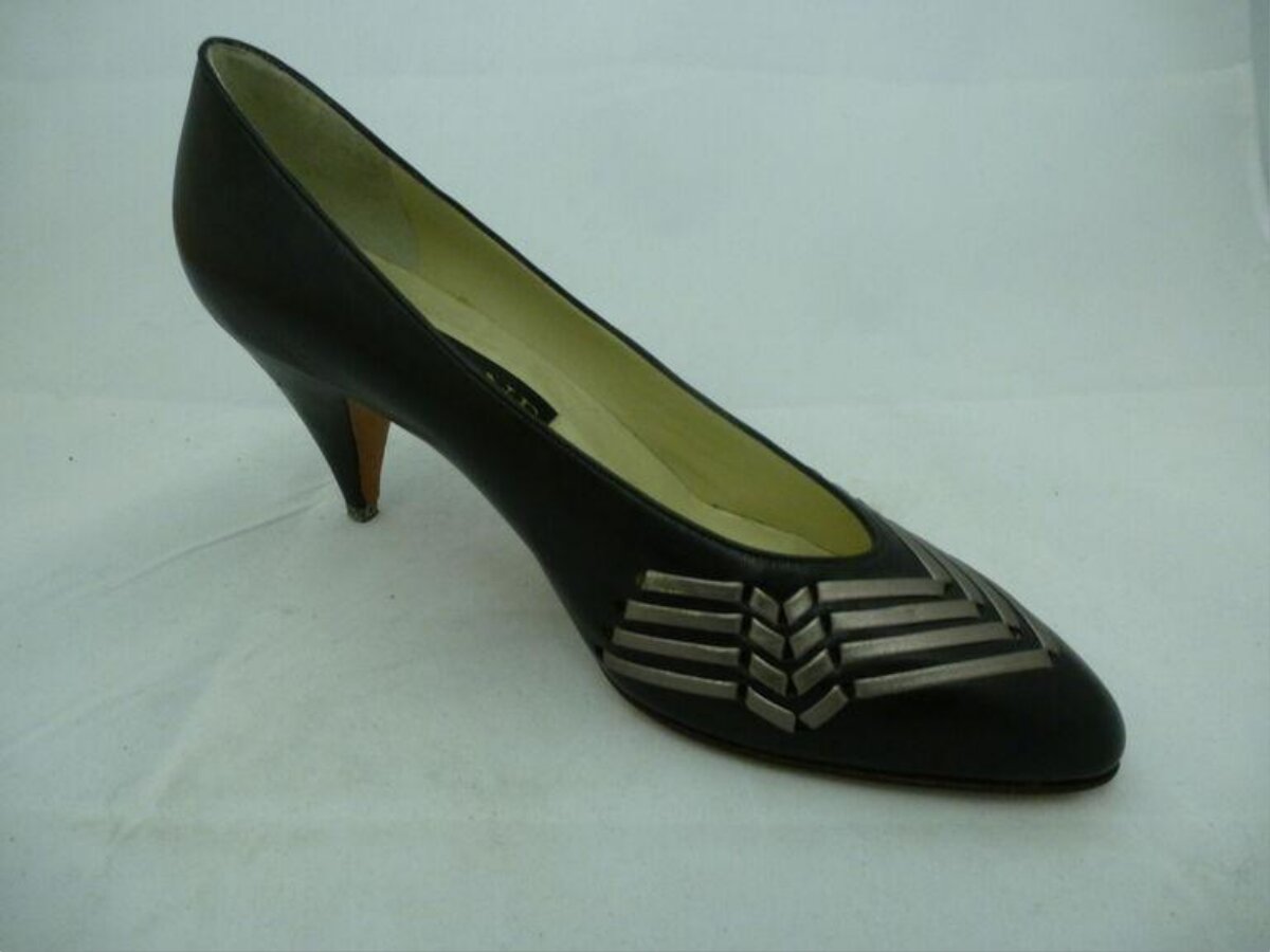 Black Decorated High Heel Pump
