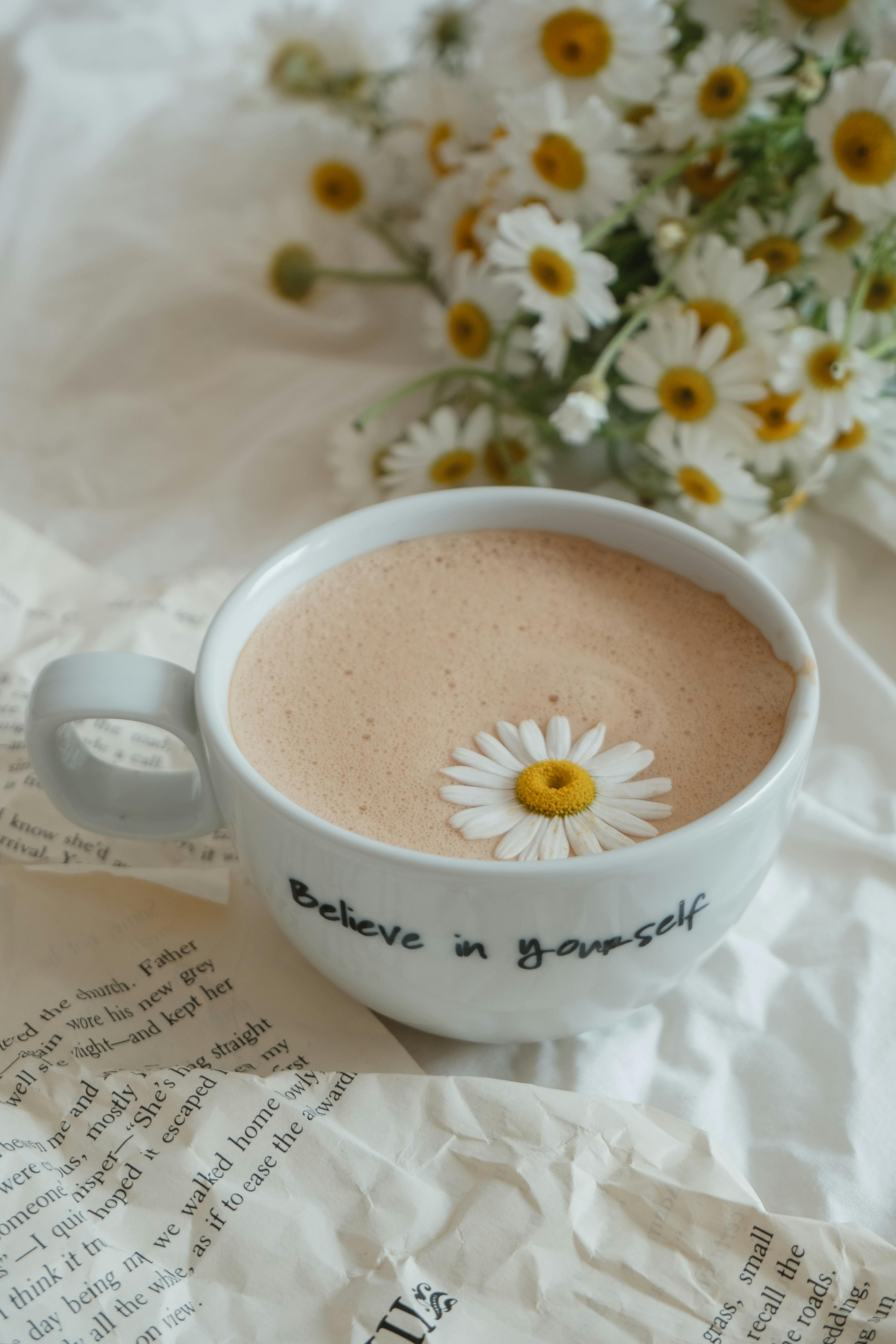 Daisy Latte in Motivational Mug
