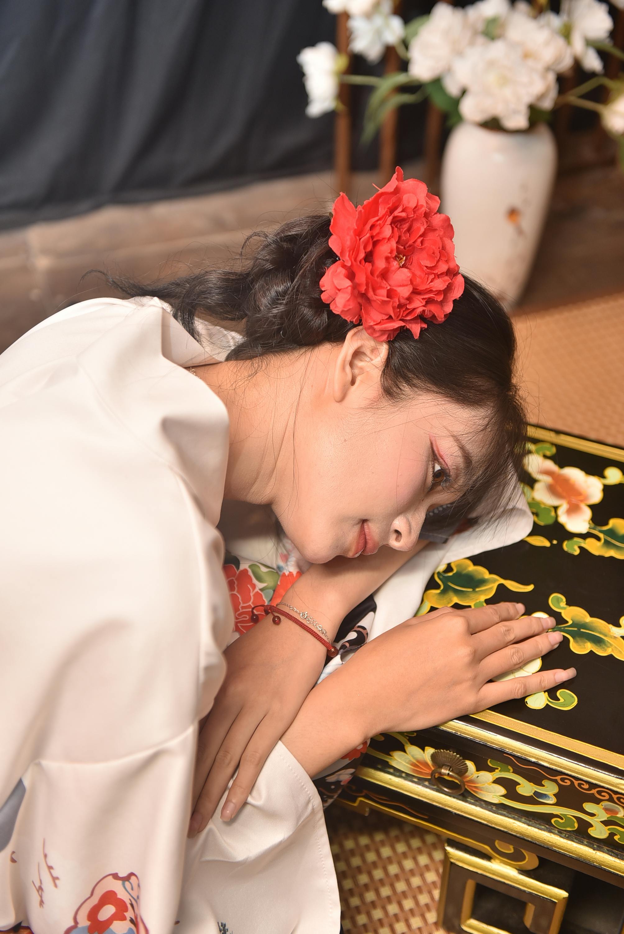 Image 1459906 — Beauty